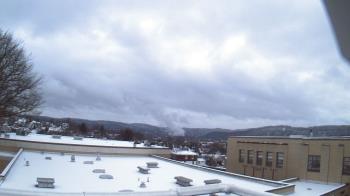 Weather camera view of Roy A Hunt Elementary School.