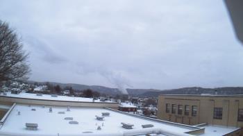 Weather camera view of Roy A Hunt Elementary School.