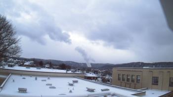 Weather camera view of Roy A Hunt Elementary School.