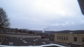 Weather camera view of Roy A Hunt Elementary School.