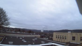 Weather camera view of Roy A Hunt Elementary School.