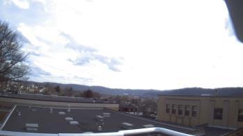 Weather camera view of Roy A Hunt Elementary School.