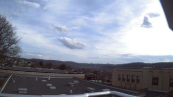 Weather camera view of Roy A Hunt Elementary School.