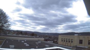 Weather camera view of Roy A Hunt Elementary School.