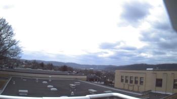 Weather camera view of Roy A Hunt Elementary School.