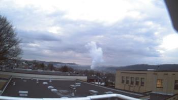 Weather camera view of Roy A Hunt Elementary School.