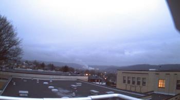 Weather camera view of Roy A Hunt Elementary School.