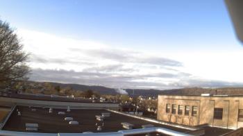 Weather camera view of Roy A Hunt Elementary School.