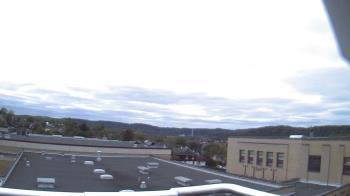 Weather camera view of Roy A Hunt Elementary School.