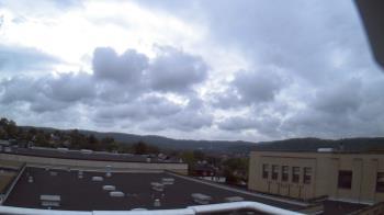 Weather camera view of Roy A Hunt Elementary School.