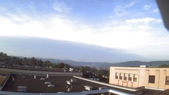 Weather camera view of Roy A Hunt Elementary School.
