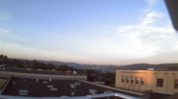 Weather camera view of Roy A Hunt Elementary School.