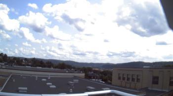 Weather camera view of Roy A Hunt Elementary School.