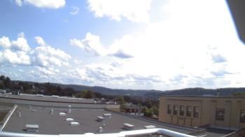 Weather camera view of Roy A Hunt Elementary School.