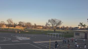 Weather camera view of Von Renner Elementary School.