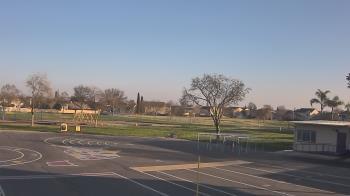 Weather camera view of Von Renner Elementary School.