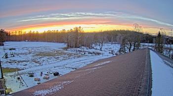 Weather camera view of St Johns Lutheran School.