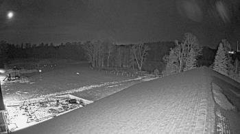 Weather camera view of St Johns Lutheran School.