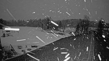 Weather camera view of St Johns Lutheran School.