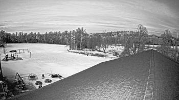 Weather camera view of St Johns Lutheran School.