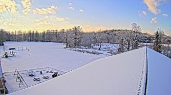 Weather camera view of St Johns Lutheran School.