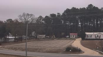 Weather camera view of Overshot NC.