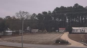 Weather camera view of Overshot NC.