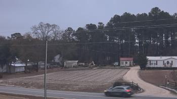 Weather camera view of Overshot NC.