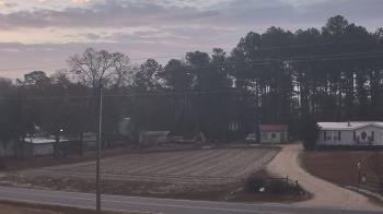 Weather camera view of Overshot NC.