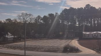 Weather camera view of Overshot NC.