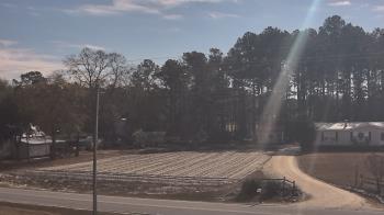 Weather camera view of Overshot NC.
