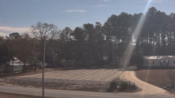 Weather camera view of Overshot NC.