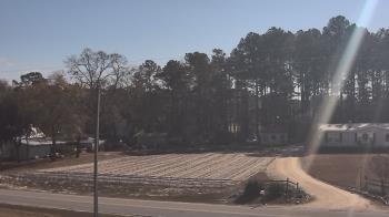 Weather camera view of Overshot NC.