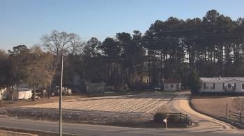 Weather camera view of Overshot NC.