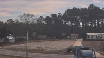 Weather camera view of Overshot NC.