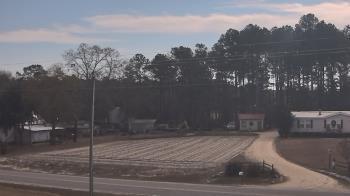 Weather camera view of Overshot NC.