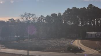 Weather camera view of Overshot NC.