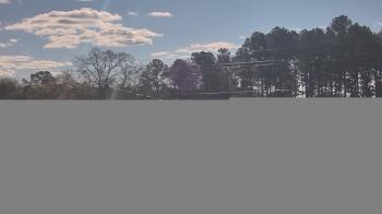 Weather camera view of Overshot NC.