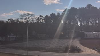 Weather camera view of Overshot NC.