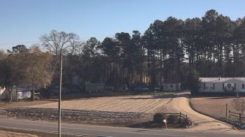 Weather camera view of Overshot NC.