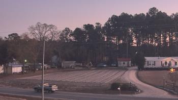 Weather camera view of Overshot NC.