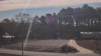 Weather camera view of Overshot NC.