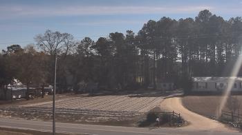 Weather camera view of Overshot NC.