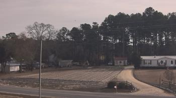 Weather camera view of Overshot NC.