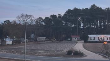 Weather camera view of Overshot NC.