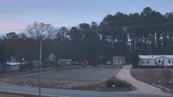 Weather camera view of Overshot NC.