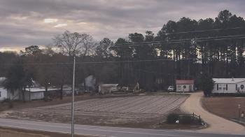 Weather camera view of Overshot NC.