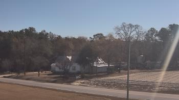 Weather camera view of Overshot NC.