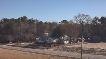 Weather camera view of Overshot NC.