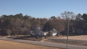 Weather camera view of Overshot NC.